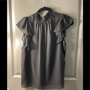 Black mock neck flowy 1 State top